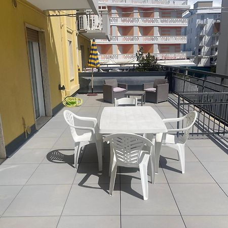 Residence Pace - Agenzia Cocal Каорле Екстер'єр фото