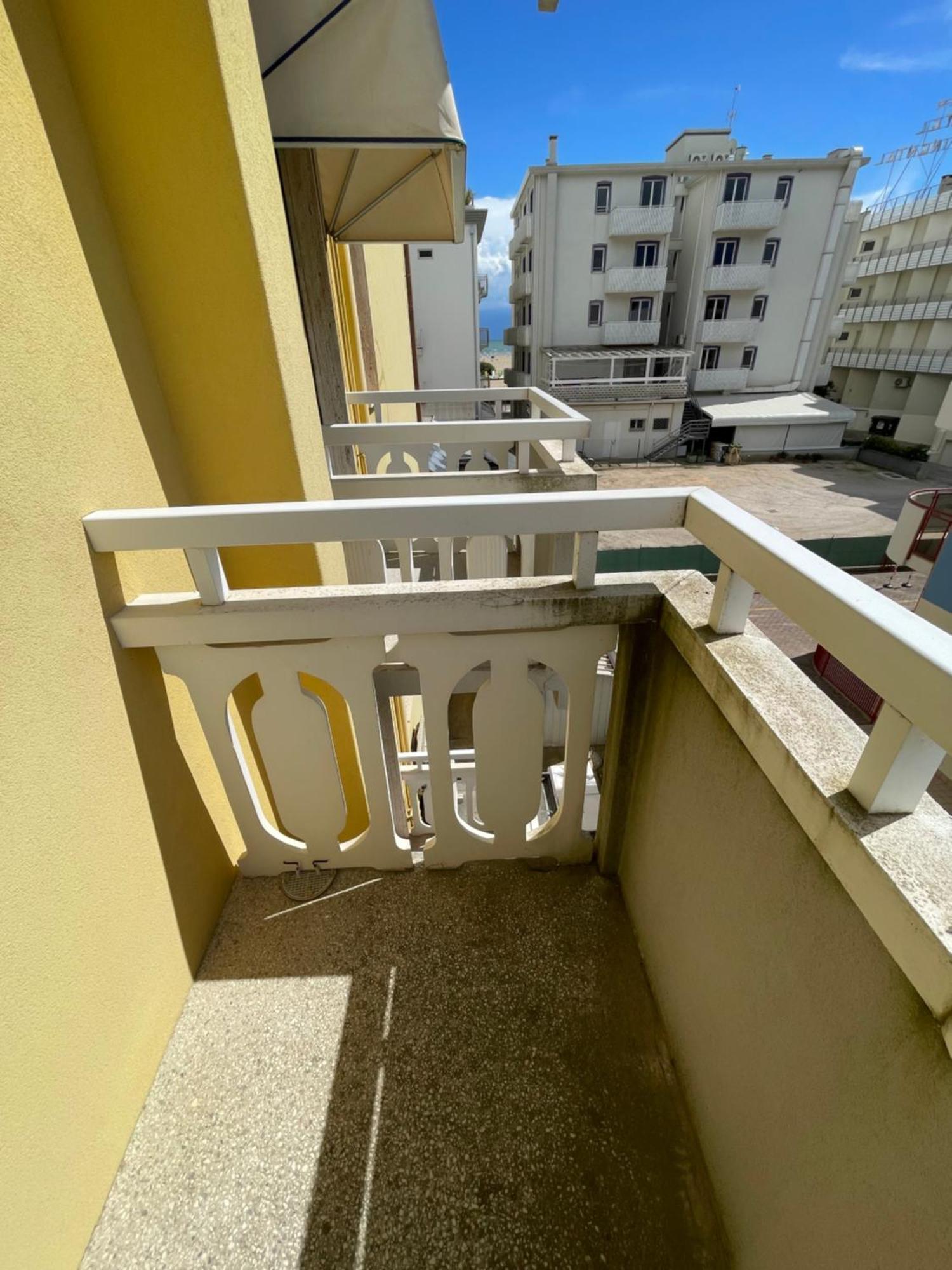 Residence Pace - Agenzia Cocal Каорле Екстер'єр фото