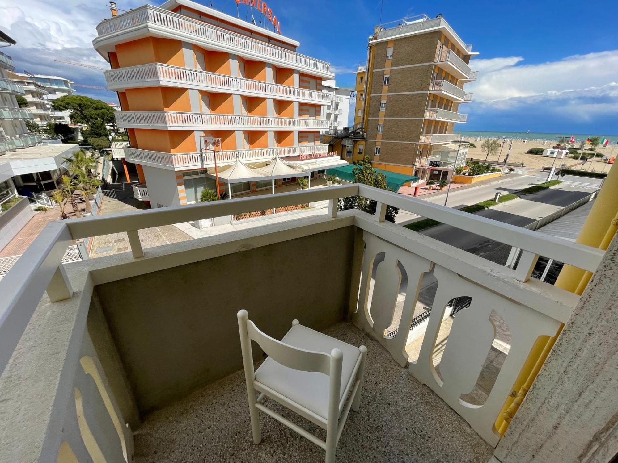 Residence Pace - Agenzia Cocal Каорле Екстер'єр фото